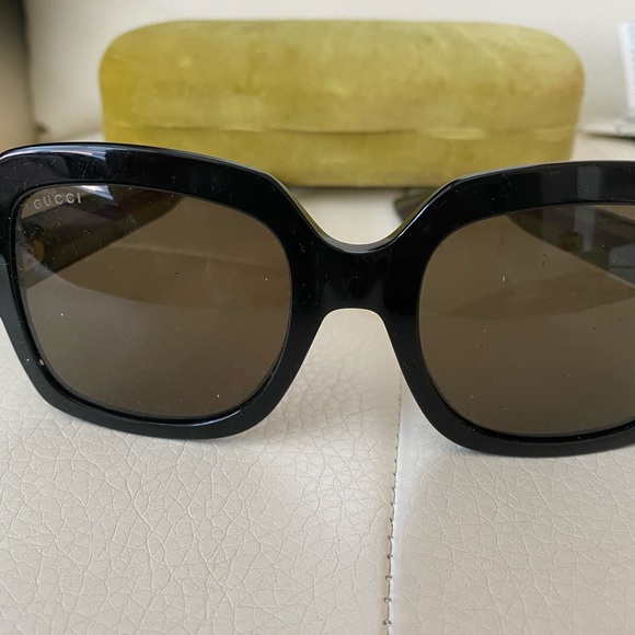 Sunglasses - Picture 2 of 6